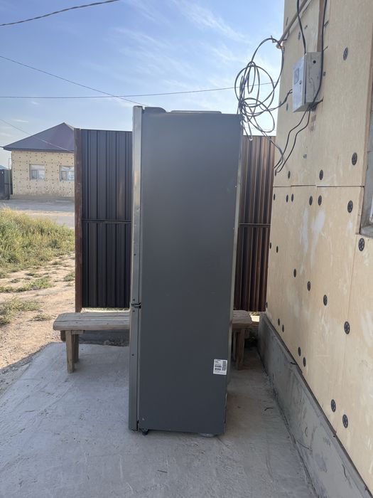 холодильник   LG