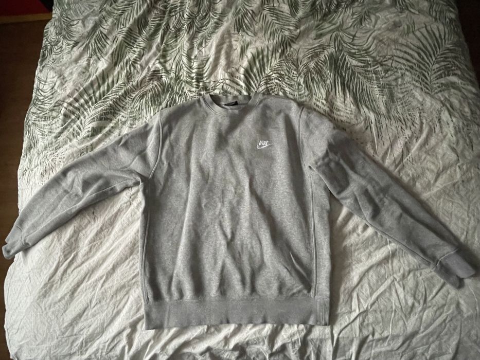 Pulover nike.