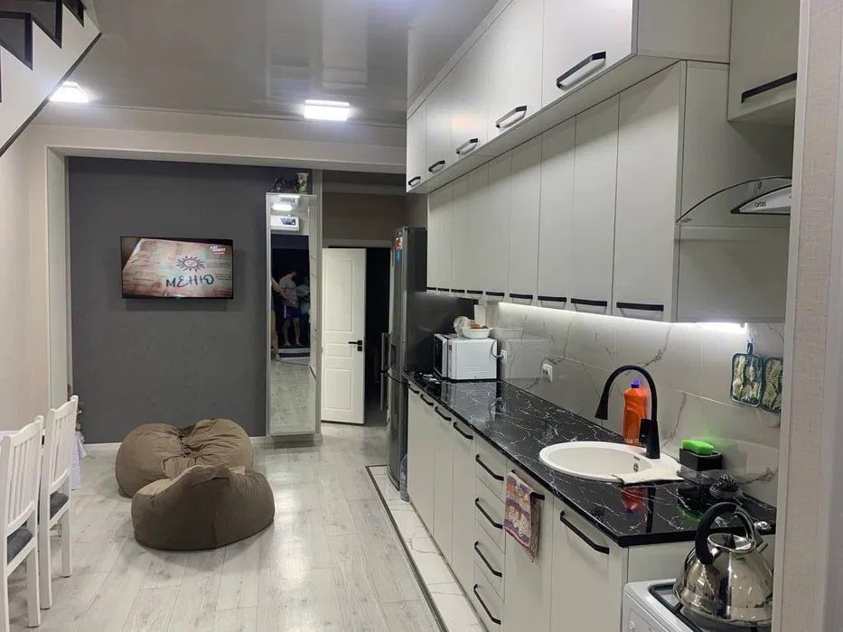 Продается Евродом 3комнатная Саракулька_Мебель и техника