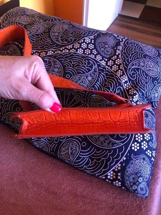 страхотна чанта Hvisk