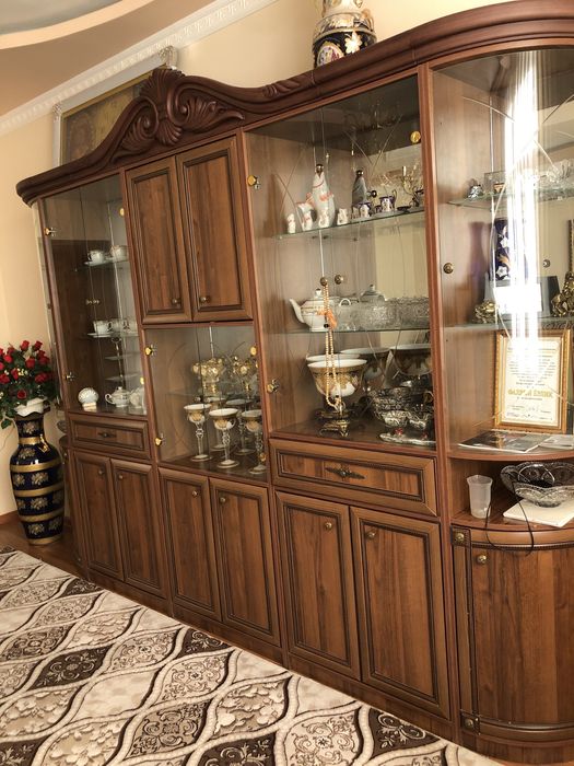 Стена для гостиной