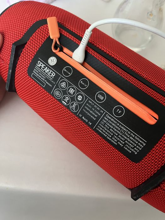Jbl boombox колонка