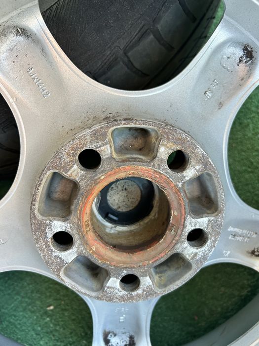 5x100 14 за vw polo, bora,golf 4 seat skoda toyota