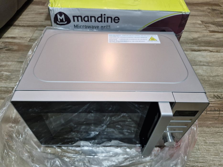 Cuptor microunde cu Grill 1000W