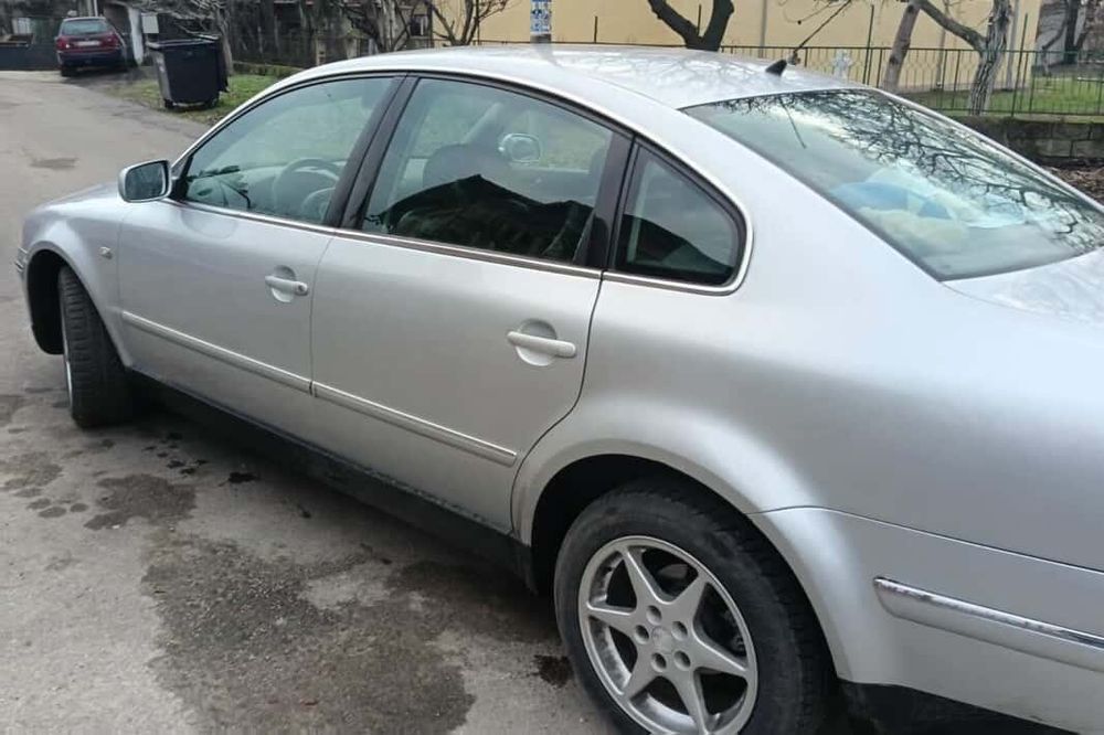 Продавам VW Passat 5