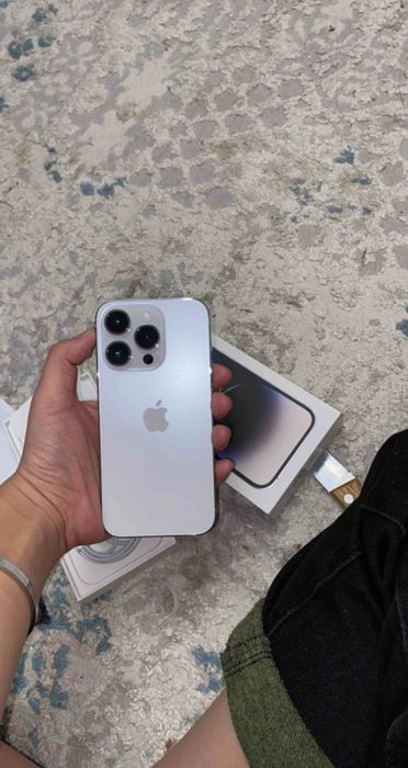 Продам iPhone 14 про 255