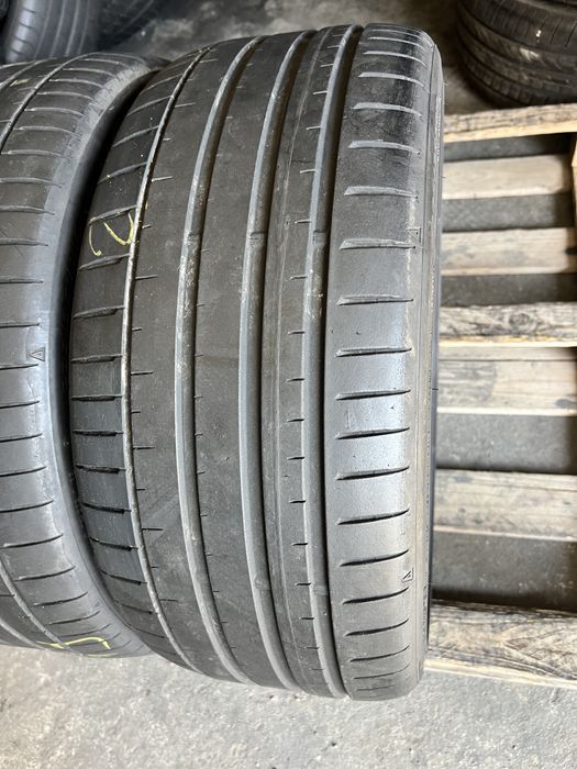 2 anvelope vara 235/35/19 , Falken , DOT 2021