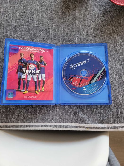 FIFA 16 FIFA 19 за PS4