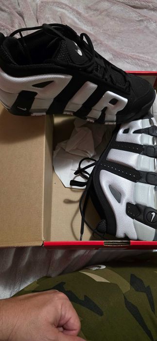 Маратонки Nike Uptempo low