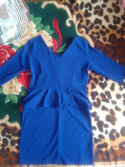 Платье, одевалось один раз