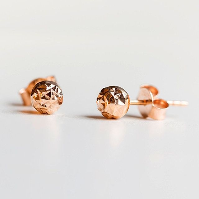 Нежни обеци STUDS Роза розово злато RGP 10к