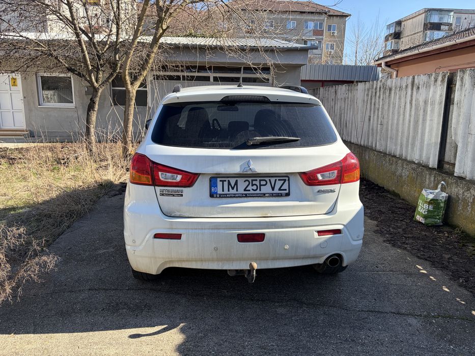 Mitsubishi ASX 2011 - utilizat (PREȚ NEGOCIABIL)