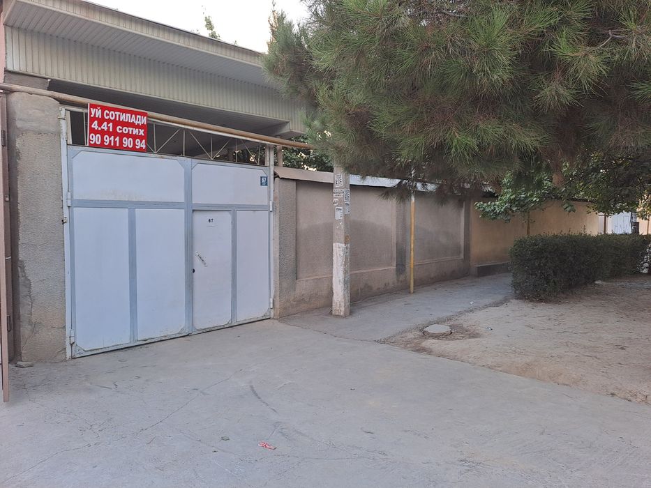 Офисга ёки тижоратга куча юзасидан уй сотилади. Фасади котта