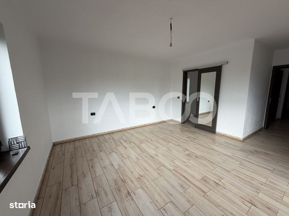 Casa individuala 5 camere 3 bai garaj 497 m teren liber Sat Sercaia