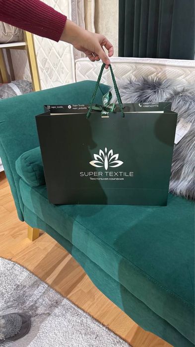 Poligrafiya hizmatlari etiketka karobka paket nakelyka dizaynn hizmatl