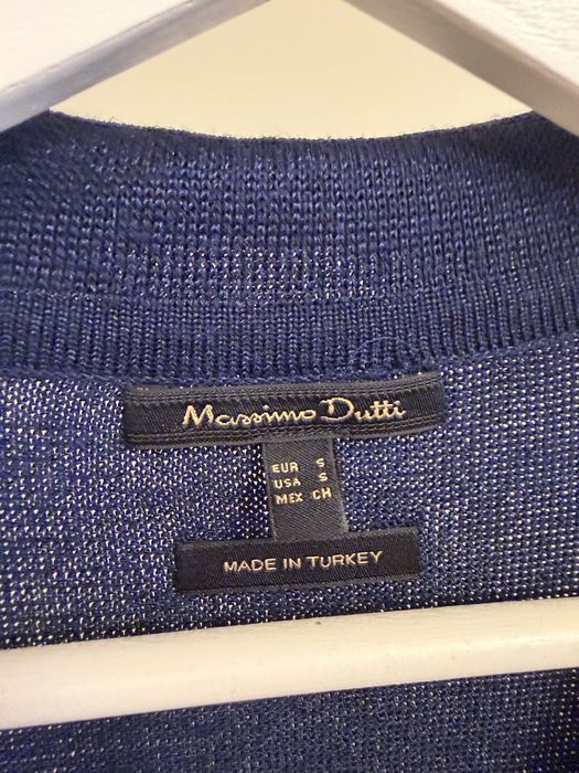 Massimo Dutti тънка блуза с V-деколте