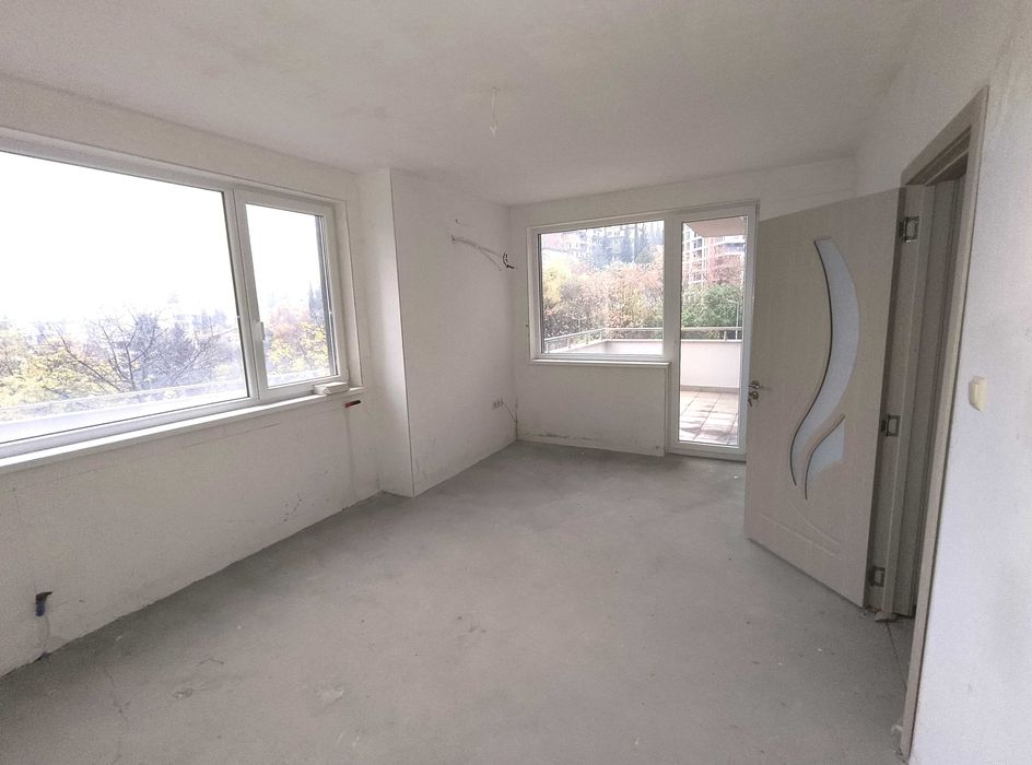 Продава се Тристаен апартамент в Стара Загора, ОРБ - 116 кв.м за 1018 €/кв.м - Снимка #10