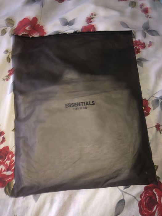 Pantaloni scurti essentials L