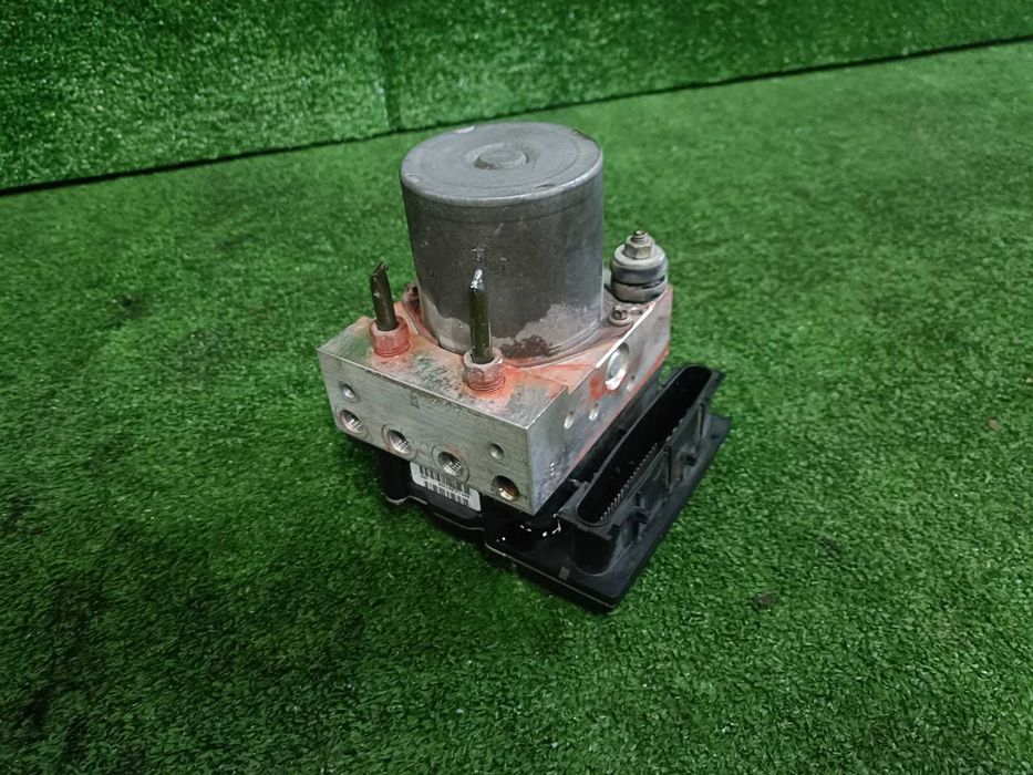 Блок ABS от Toyota Camry 40 45 XD