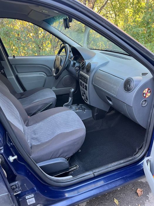 Dacia logan mcv an 2011