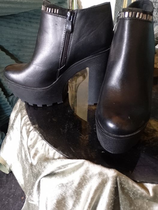 Дамски боти 38 номер