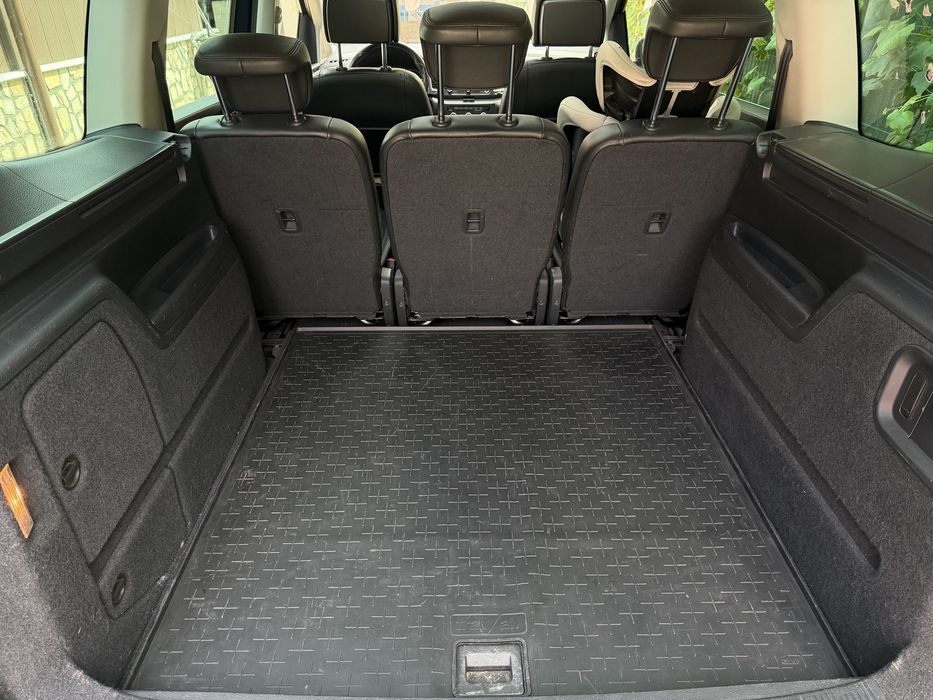 VOLKSWAGEN Sharan 2013 — imagine 4