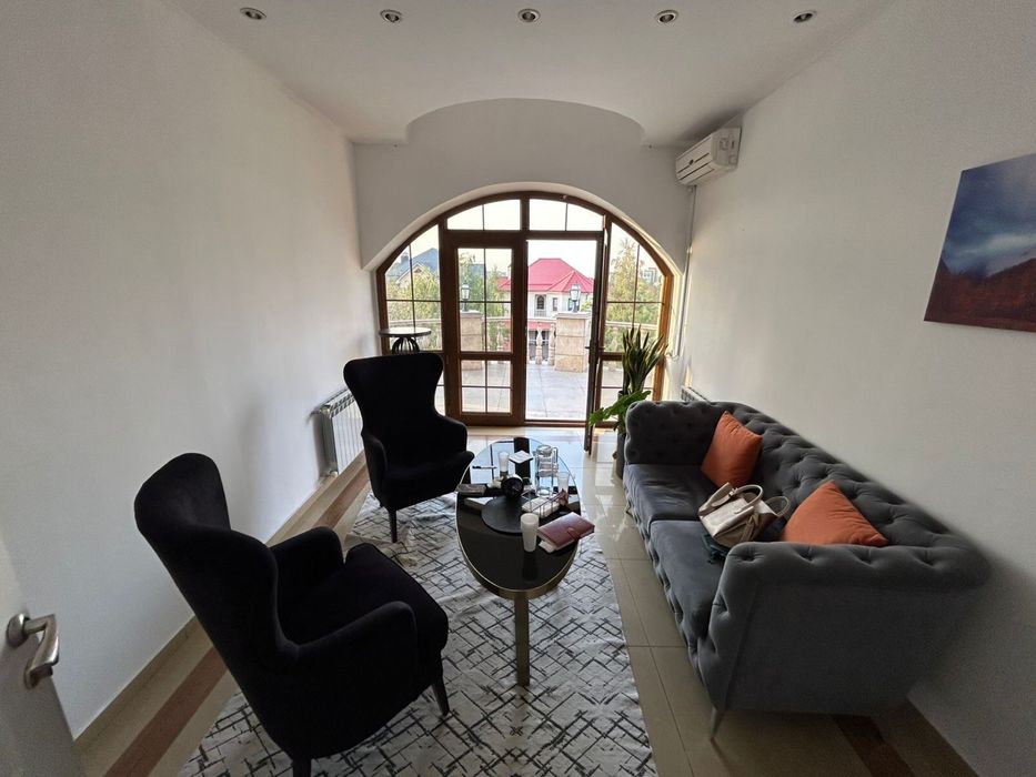 Диван б/у, использовали пол года