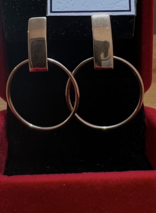 Продам серьги 585пр