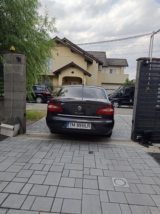 Vând Skoda Superb 2// 2.0 TDI 170 HP