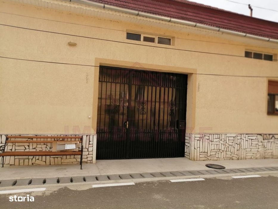 Proprietate Cu 2 Case Și Curte\Valea Timișului\Jud.cs