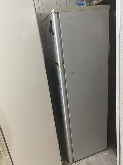 Холодильник на запчасти