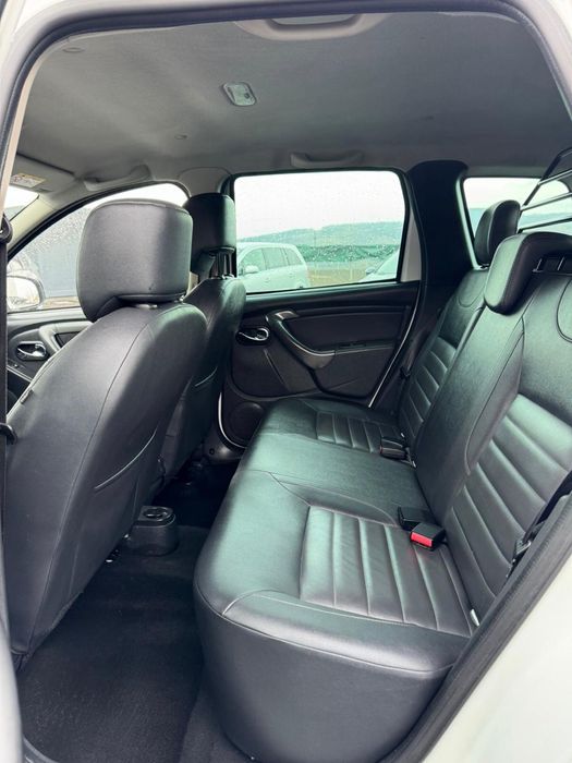 Dacia Duster | 2015 | 168.000 | | 1.5 dCI | prestige