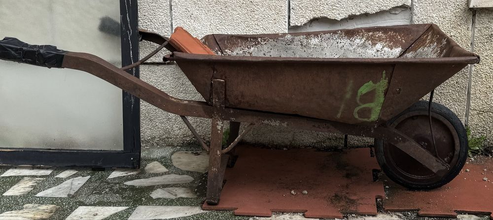 Ръчна метална количка