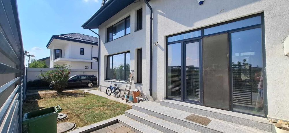 Vila noua de vanzare in Mogosoaia 600 m de la strada Principala