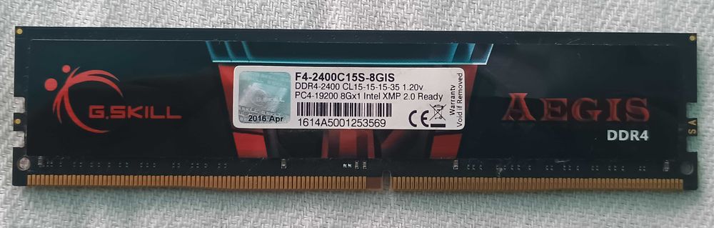 8GB DDR4 RAM памет