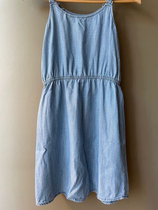 Нова рокля Guess за момичета 14 години