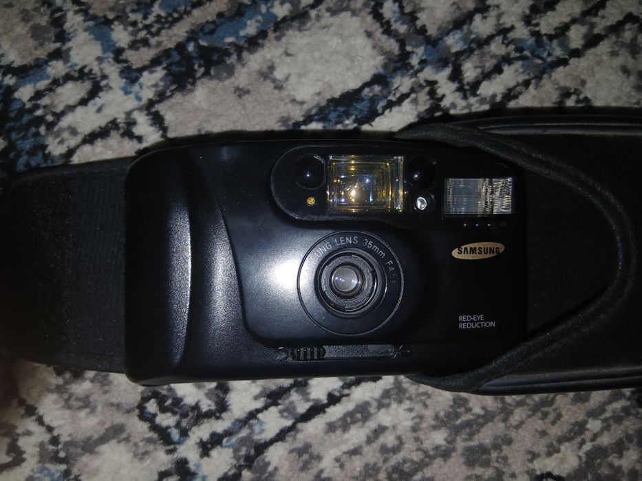 плёночный фотоаппарат Samsung AF-333.