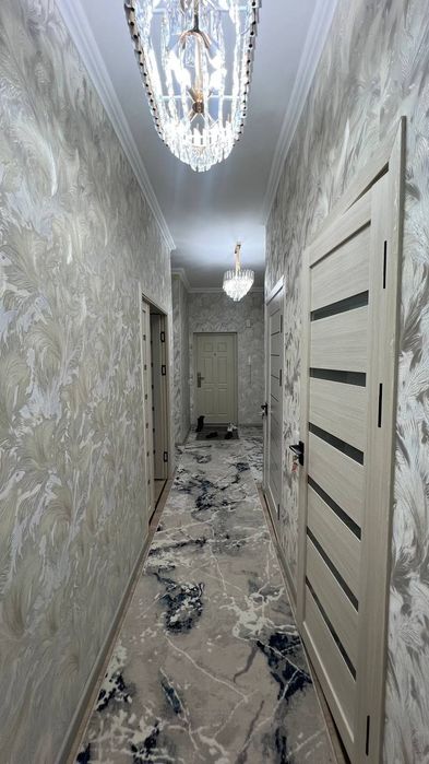 Продаётся квартира с ремонтом и цокольным этажём 105м2. Альфараганус.