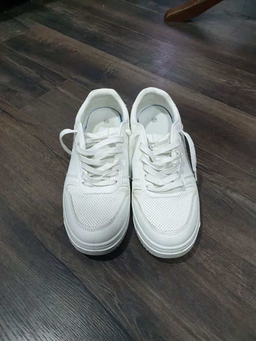 Мъжки обувки 45 номер