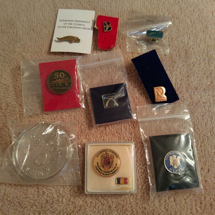 Set insigne diverse de colectie