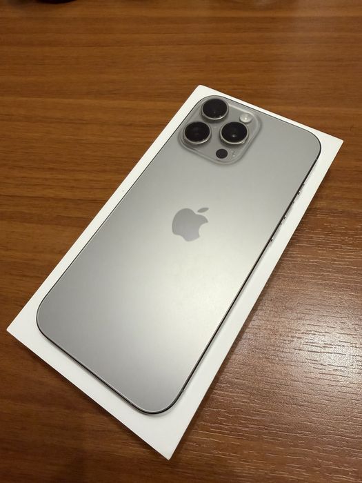 Iphone 16 Pro Max 256 GB ca nou, 10/10