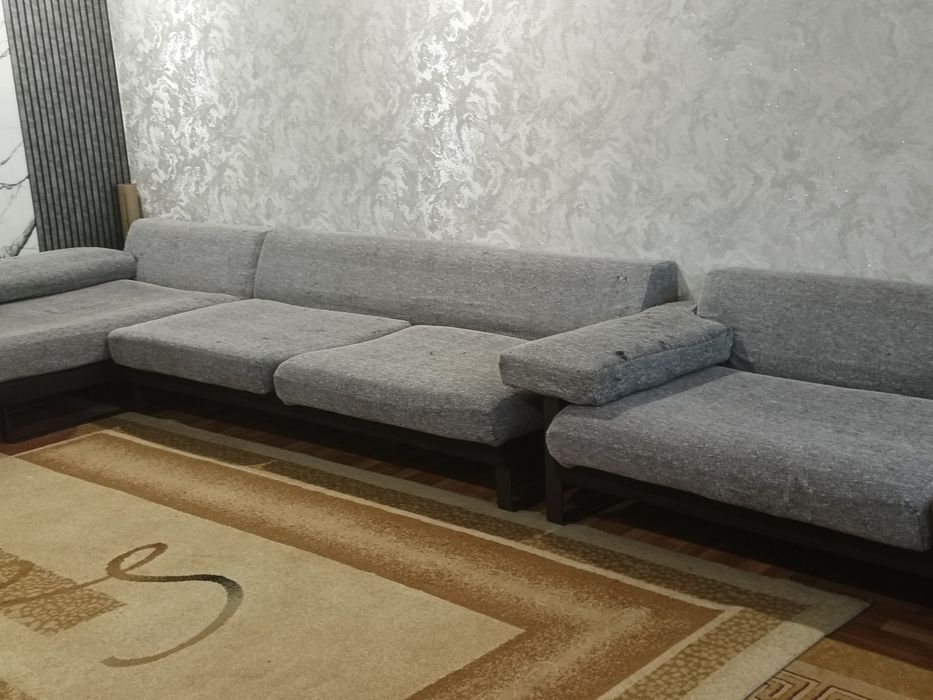 Диван шикарный срочно