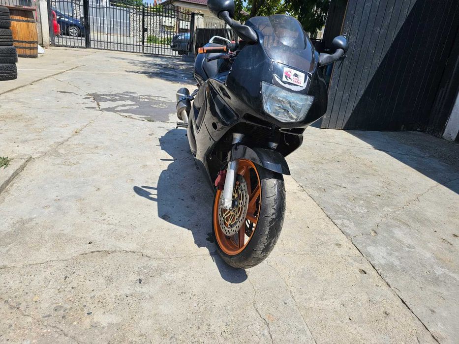 HONDA CBR 600 F3 - PC31/A - 600cmc - 77kw