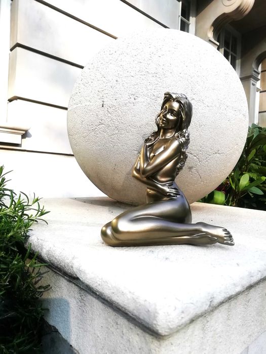 Statueta de bronz de o calitate deosebita