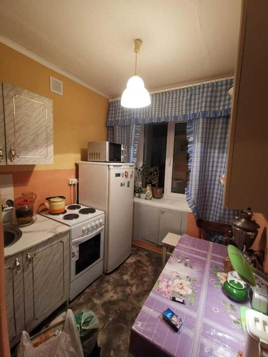 продам 1 комнатную квартиру "Дошкольник"