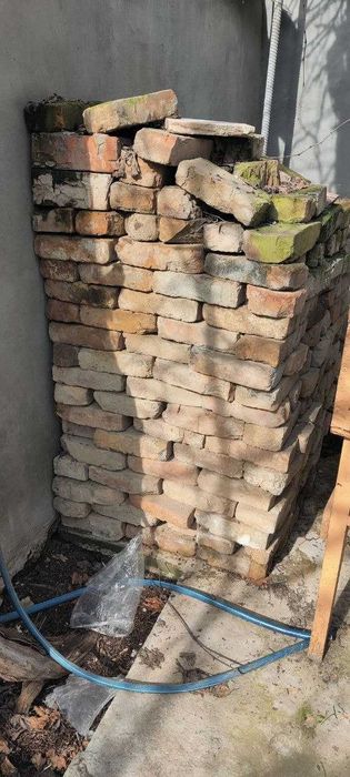 Кирпичи продам дёшево