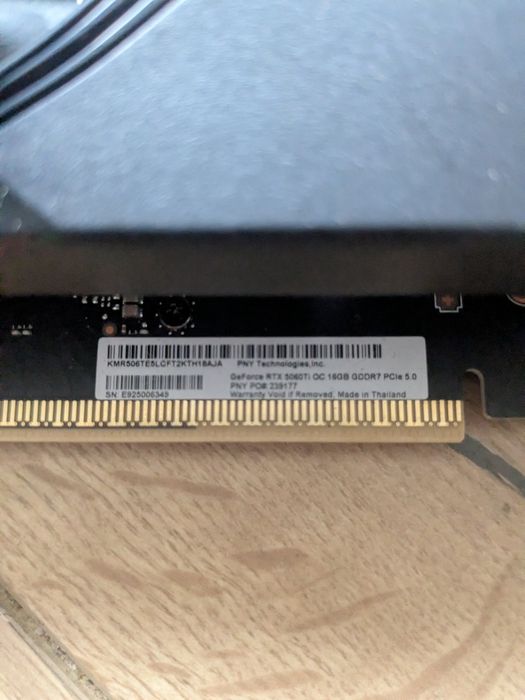 Placi video PNY ,ASUS