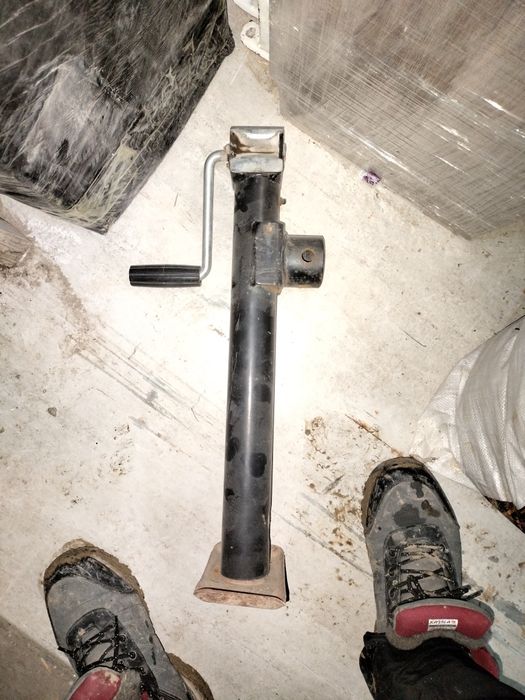 Продам реечный домкрат