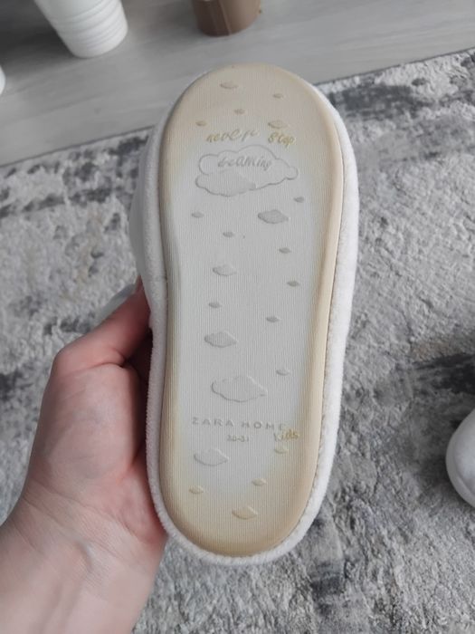 Papuci Unicorn de casa Zara,nr 30-31
