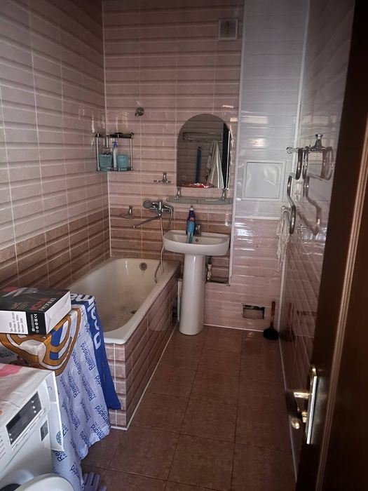 Bollalarga kvartira sheriklikda maklersiz
